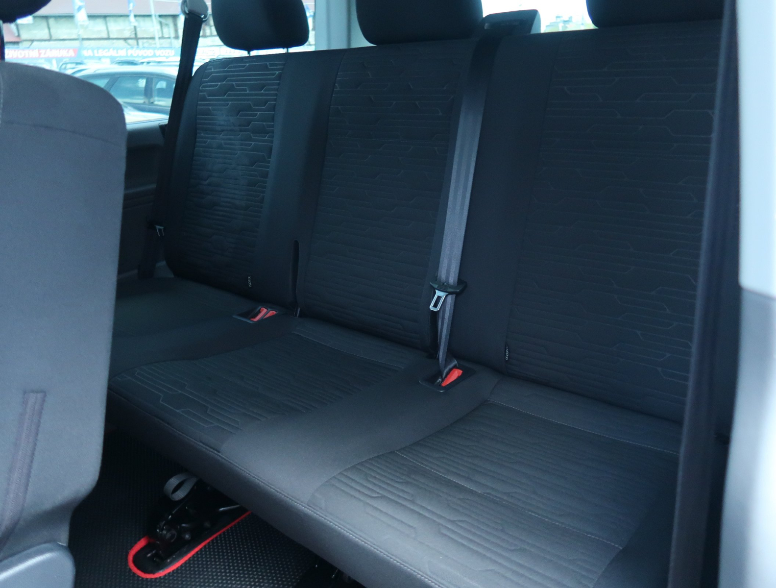 Volkswagen Caravelle - 2023