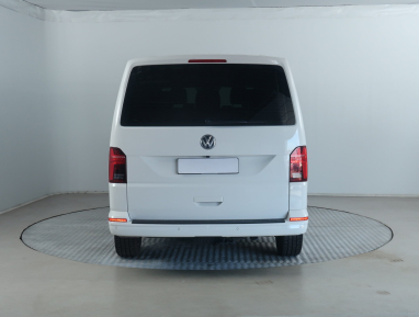 Volkswagen Caravelle - 2023