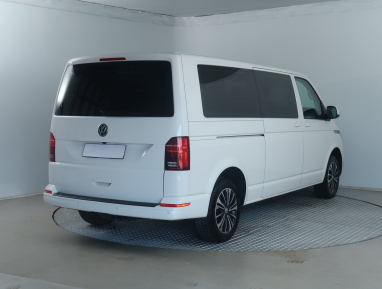 Volkswagen Caravelle - 2023
