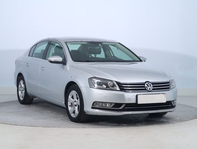 Volkswagen Passat 2011
