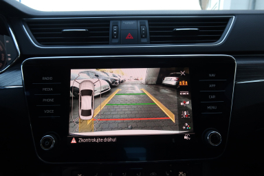 Škoda Superb - 2021