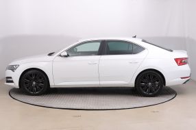Škoda Superb - 2021