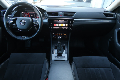 Škoda Superb - 2021