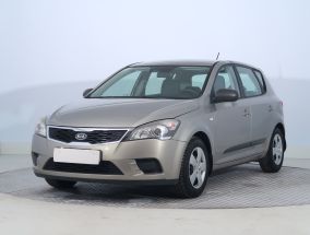 Kia Ceed - 2010