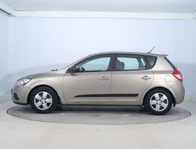 Kia Ceed - 2010