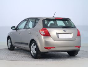 Kia Ceed - 2010