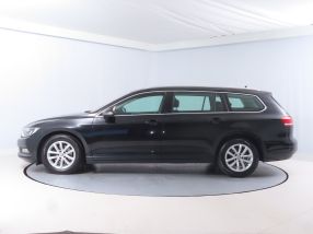 Volkswagen Passat - 2015