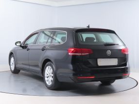Volkswagen Passat - 2015
