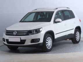 Volkswagen Tiguan - 2012