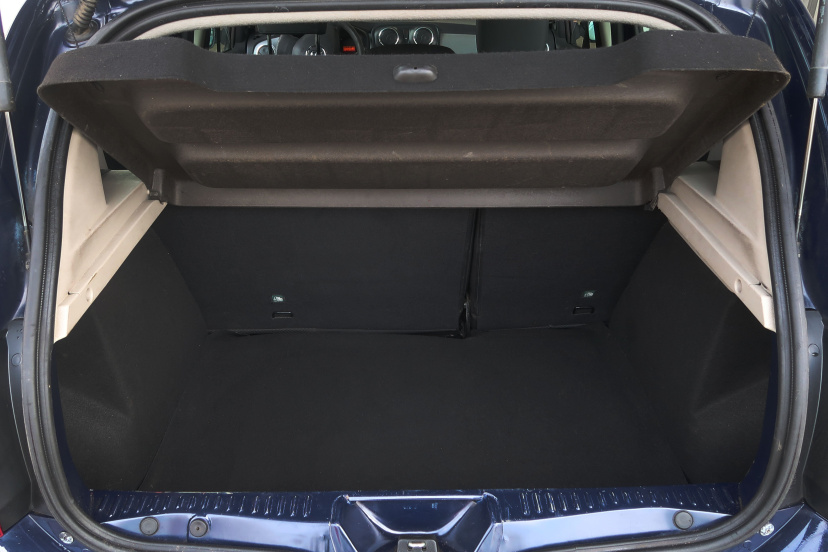 Dacia Sandero, 2013