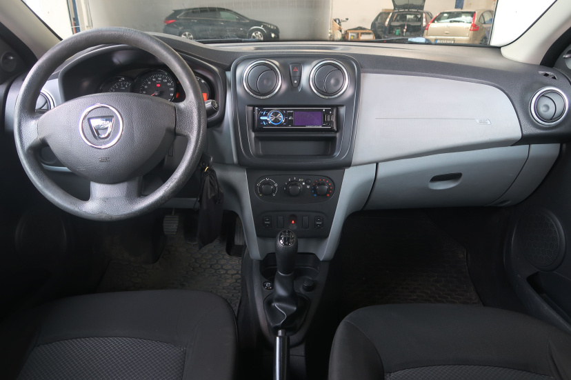 Dacia Sandero, 2013