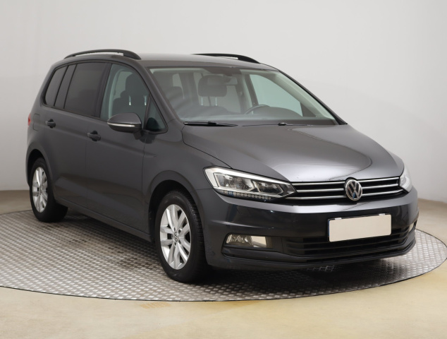 Volkswagen Touran 2016