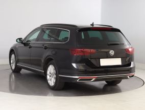 Volkswagen Passat - 2020