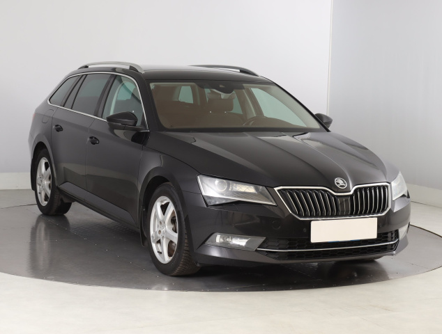 Škoda Superb 2015