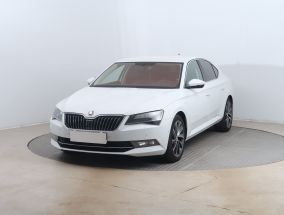 Škoda Superb - 2016