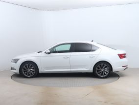 Škoda Superb - 2016