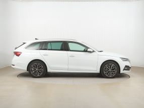 Škoda Octavia - 2022