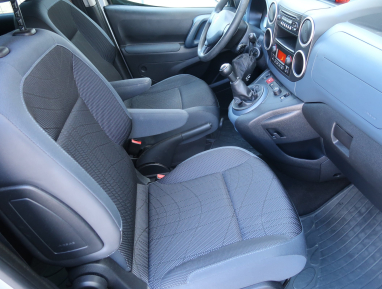 Peugeot Partner - 2011