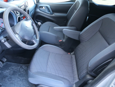 Peugeot Partner - 2011