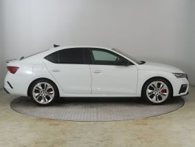 Škoda Octavia - 2021