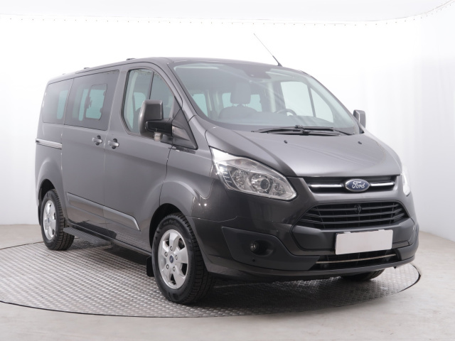 Ford Tourneo Custom 2016
