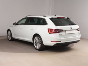 Škoda Superb - 2017