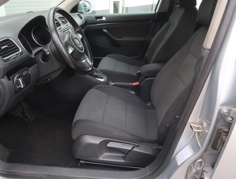 Volkswagen Golf, 2012