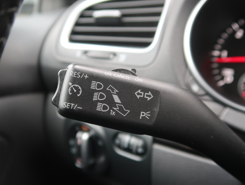 Volkswagen Golf, 2012