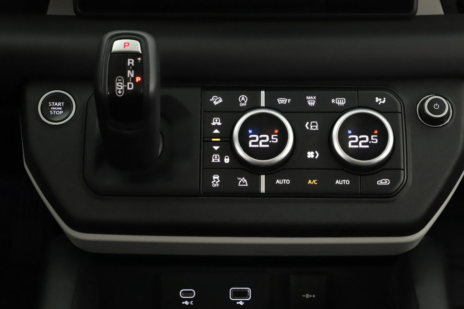 Land Rover Defender - 2020