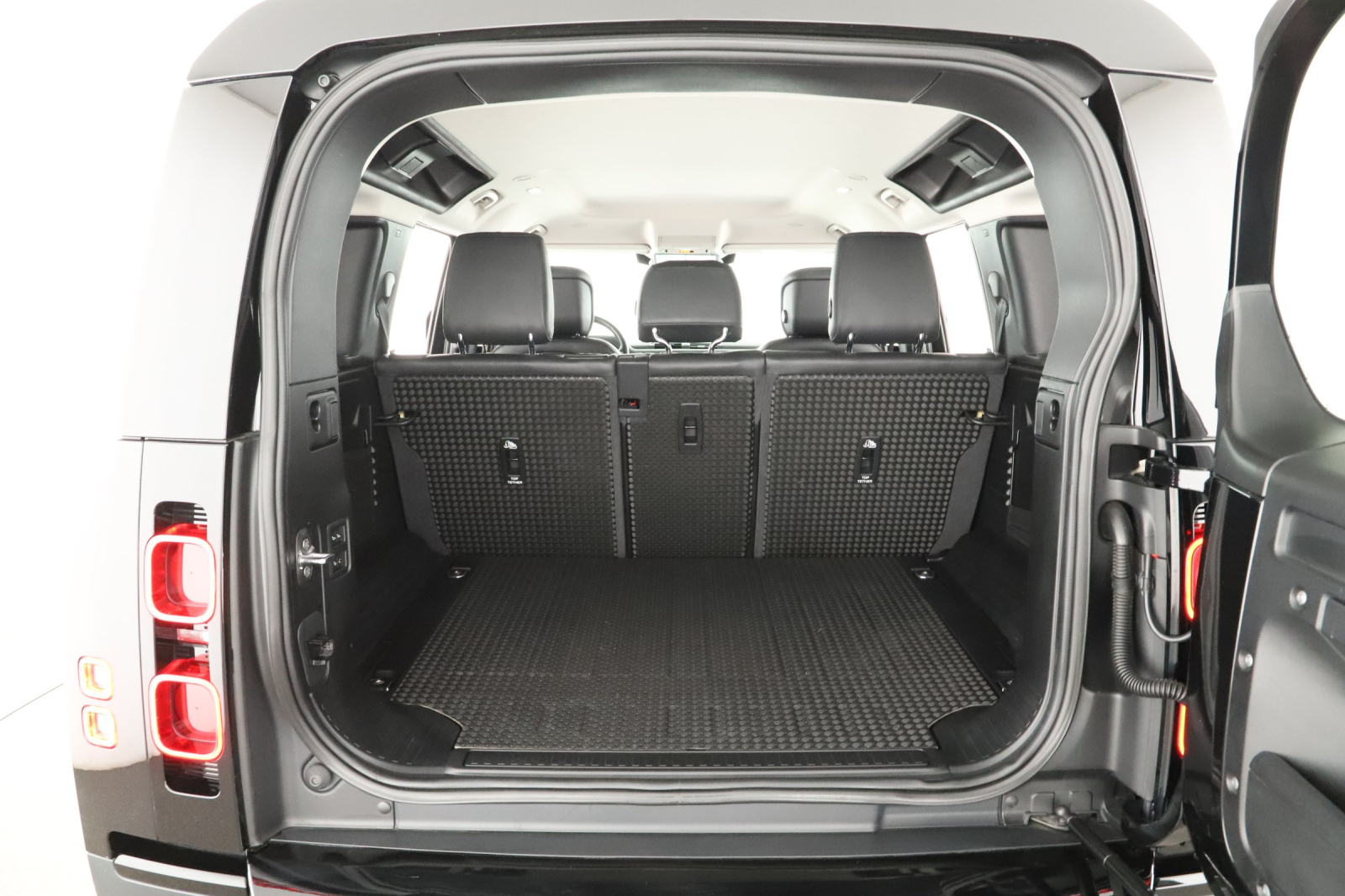 Land Rover Defender - 2020