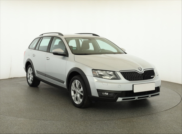Škoda Octavia Scout 2015
