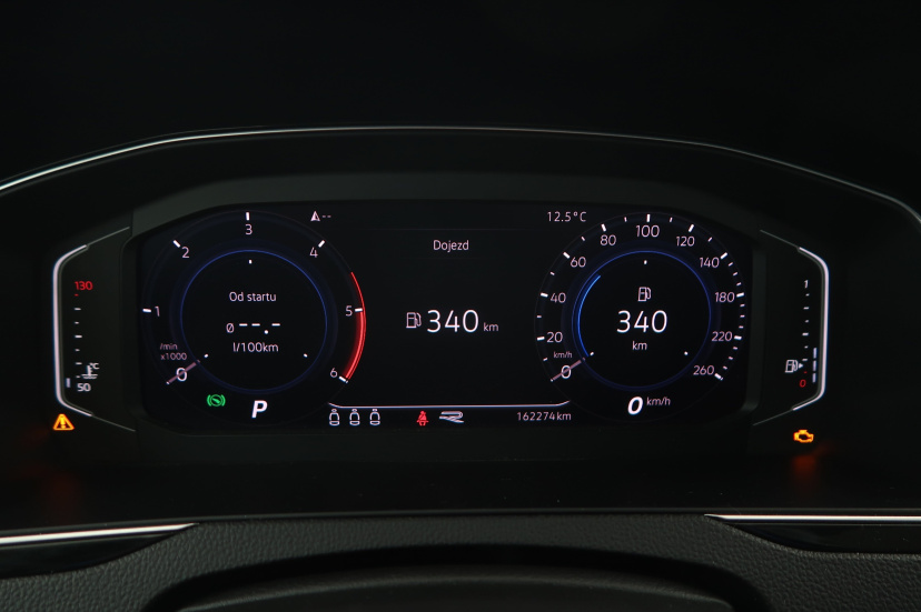Volkswagen Passat, 2020