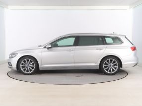 Volkswagen Passat - 2020
