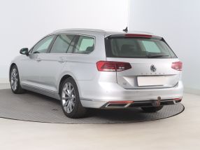 Volkswagen Passat - 2020