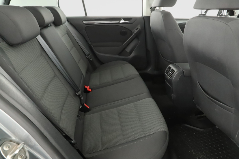 Volkswagen Golf, 2012