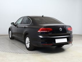 Volkswagen Passat - 2015