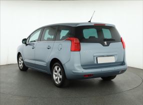 Peugeot 5008 - 2012