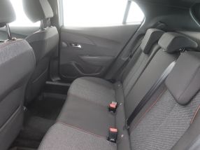 Peugeot 2008 - 2025