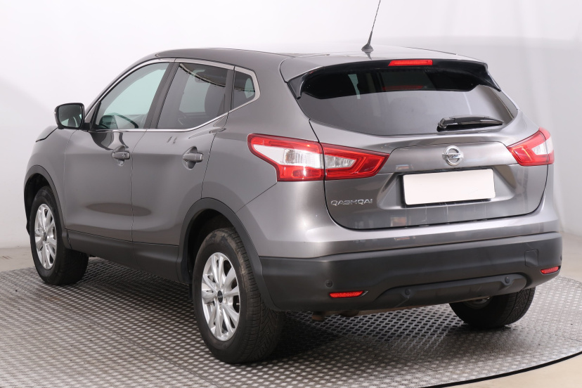 Nissan Qashqai, 2015