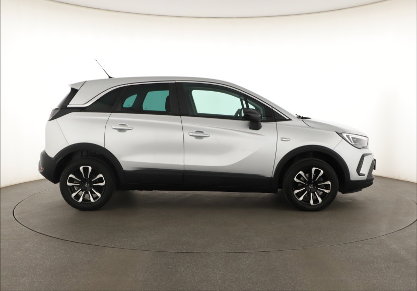 Opel Crossland, 2023