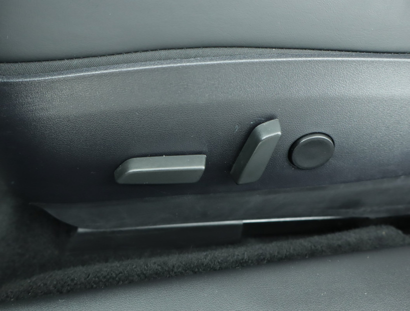 Tesla Model 3, 2019