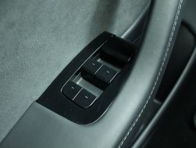 Tesla Model 3 - 2019