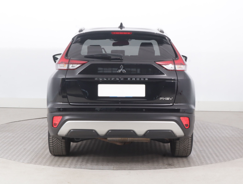 Mitsubishi Eclipse Cross, 2021