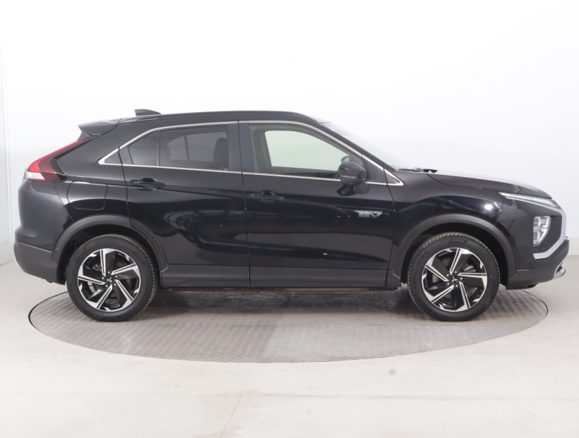 Mitsubishi Eclipse Cross, 2021