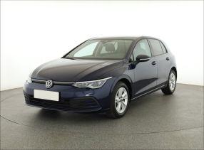 Volkswagen Golf - 2023