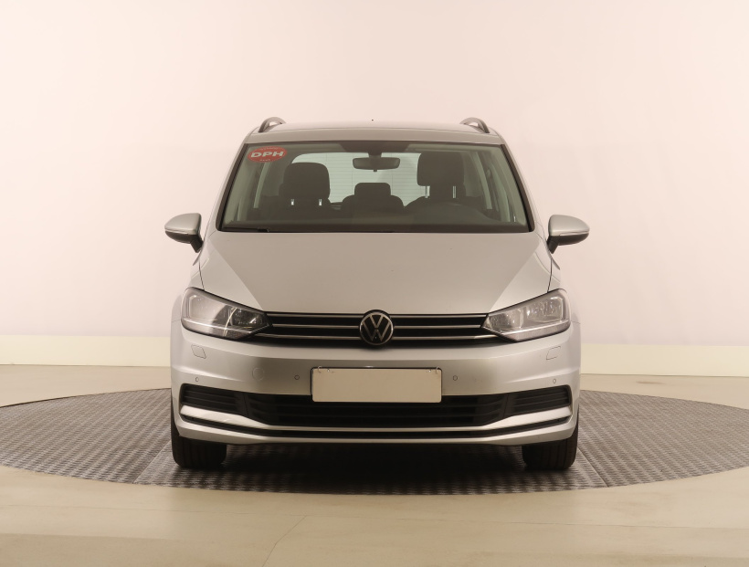 Volkswagen Touran, 2022