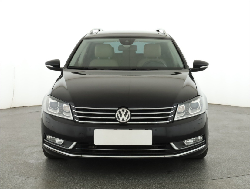 Volkswagen Passat, 2012