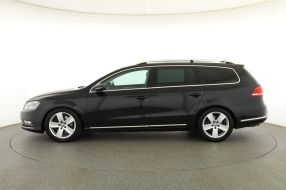 Volkswagen Passat - 2012