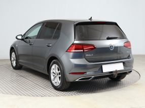 Volkswagen Golf - 2019