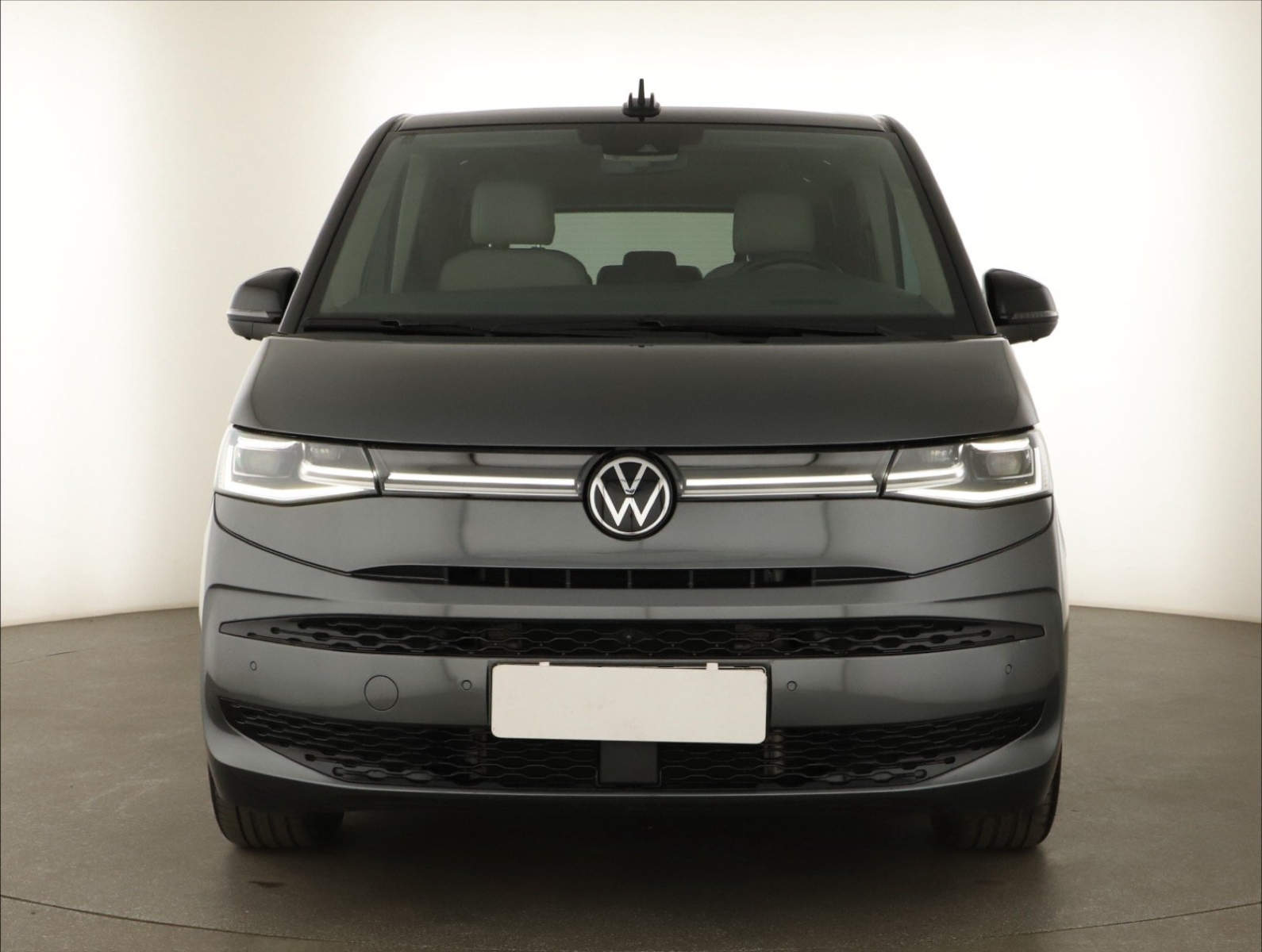 Volkswagen Multivan - 2025